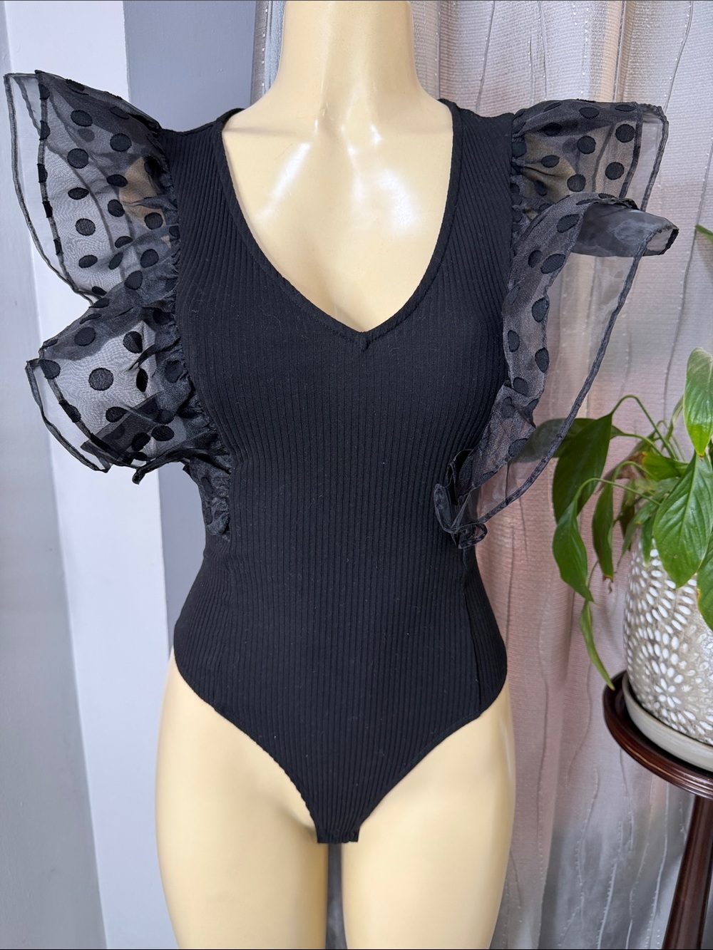 Flying Tomato Women’s Sz L Black Ribbed Top with Polka Dot Mesh Accent.